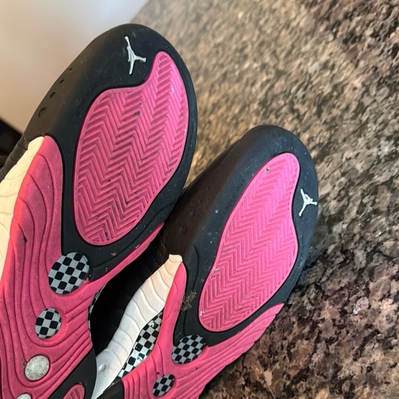 Jordan jump man pro Black and Pink Sneakers with Bold Design EUC 7Y or W8.5 - Picture 12 of 16